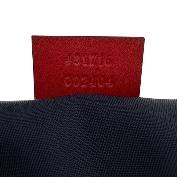 GUCCI Chain Wristlet Mini Bag GG Coated Canvas - Picture 11 of 15